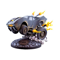 CZE27831-BATMAN DESIGNER SERIES BATMOBILE STATUE 11
